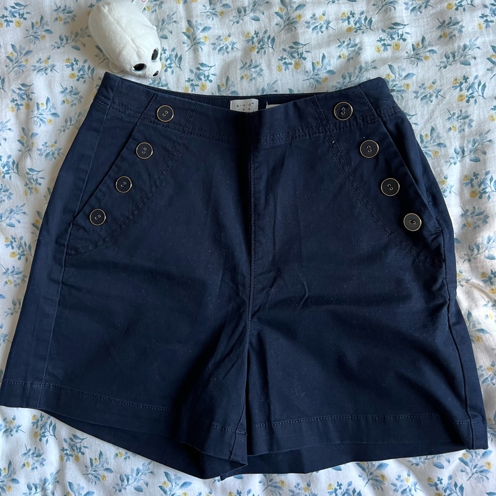 Women’s High Waist Shorts Size 2
